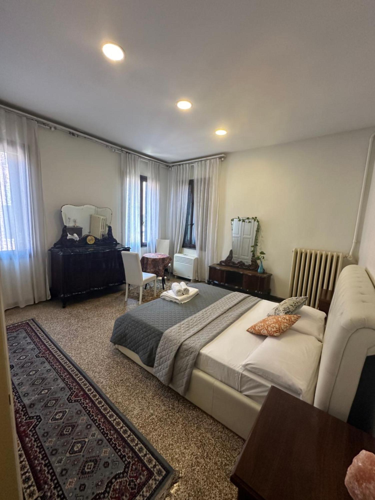 Rosa Apartment Venice Luaran gambar